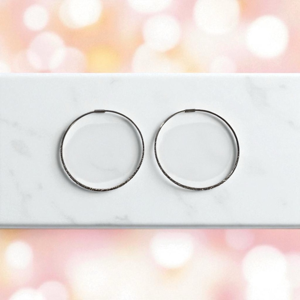 Small Silver Hoop Earrings / Shiny Textured